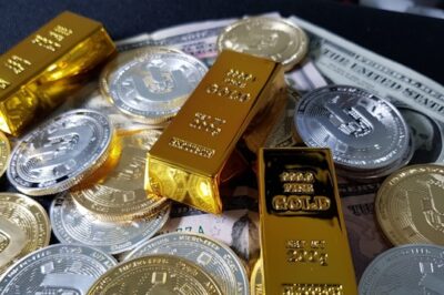 US Tariffs Trigger Record Surge in Gold and Silver Prices